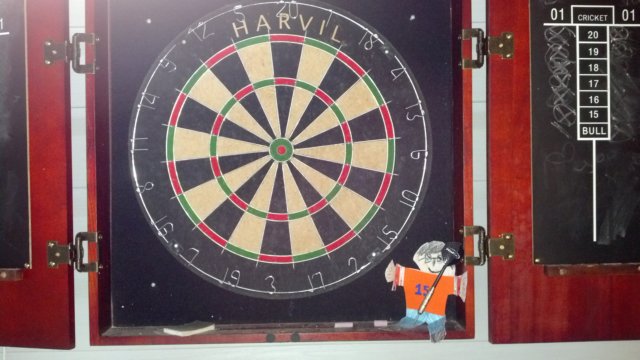 playingdarts.jpg